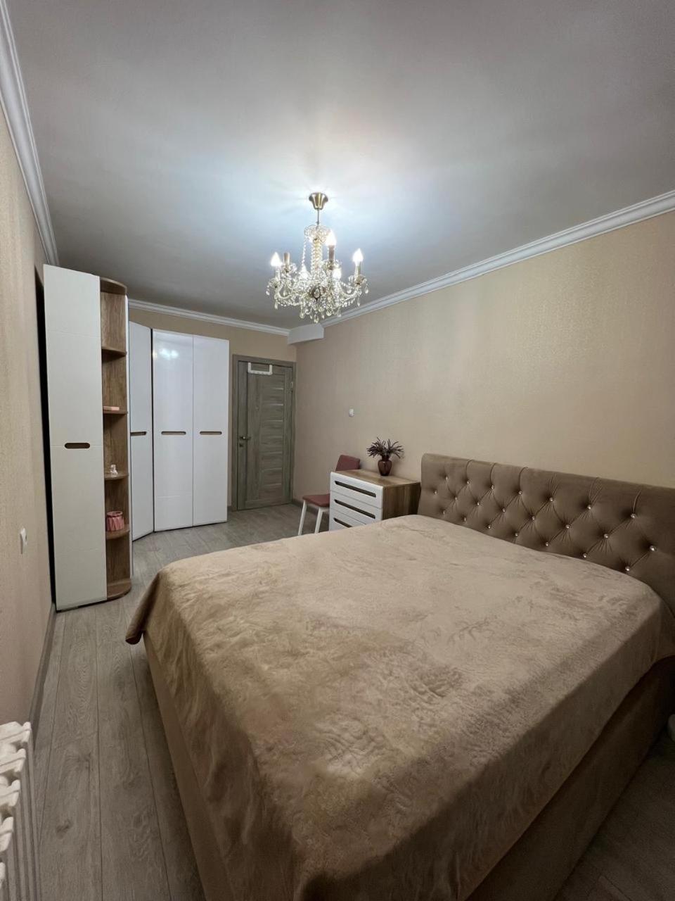 Apartamento Flat Kokshetau Exterior foto